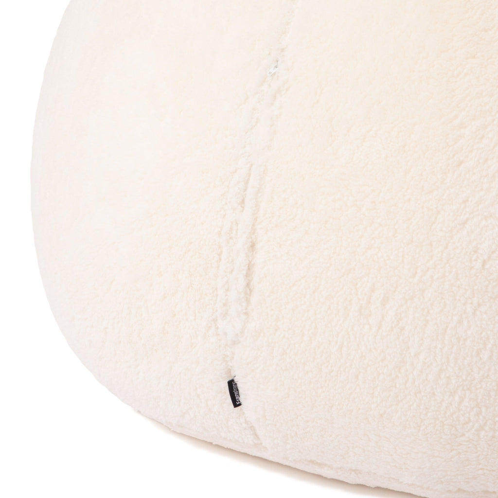 Canapé pouf en fausse fourrure de caniche – Ivoire