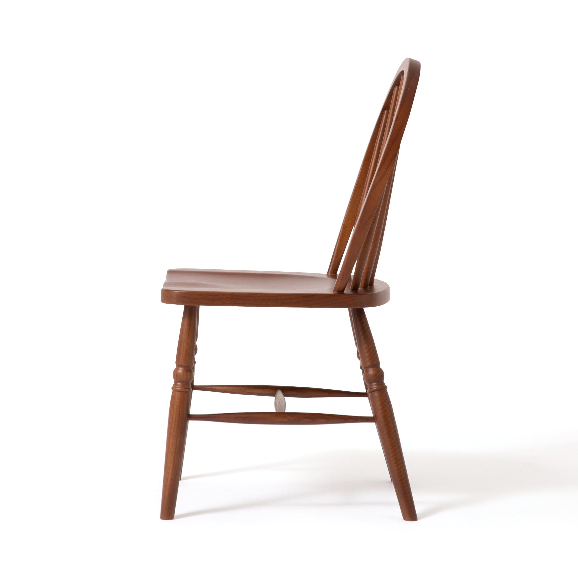 Chaise de salle à manger en bois brun