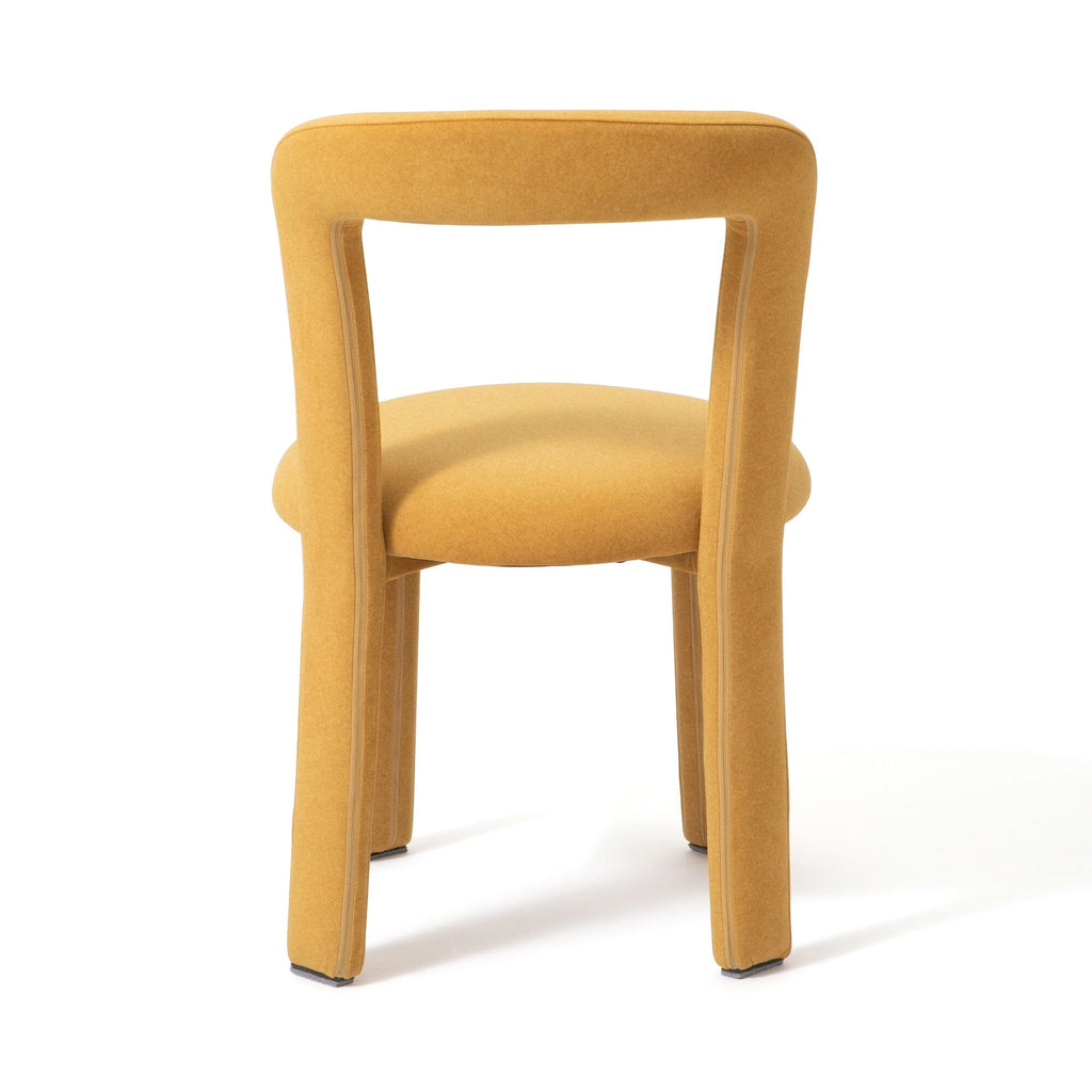 Fauteuil d'appoint rembourré jaune