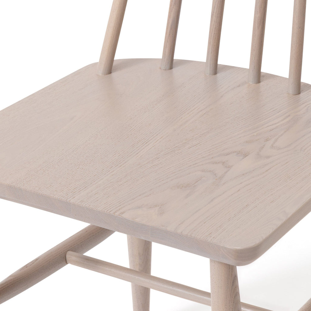 Chaise de salle à manger en bois naturel