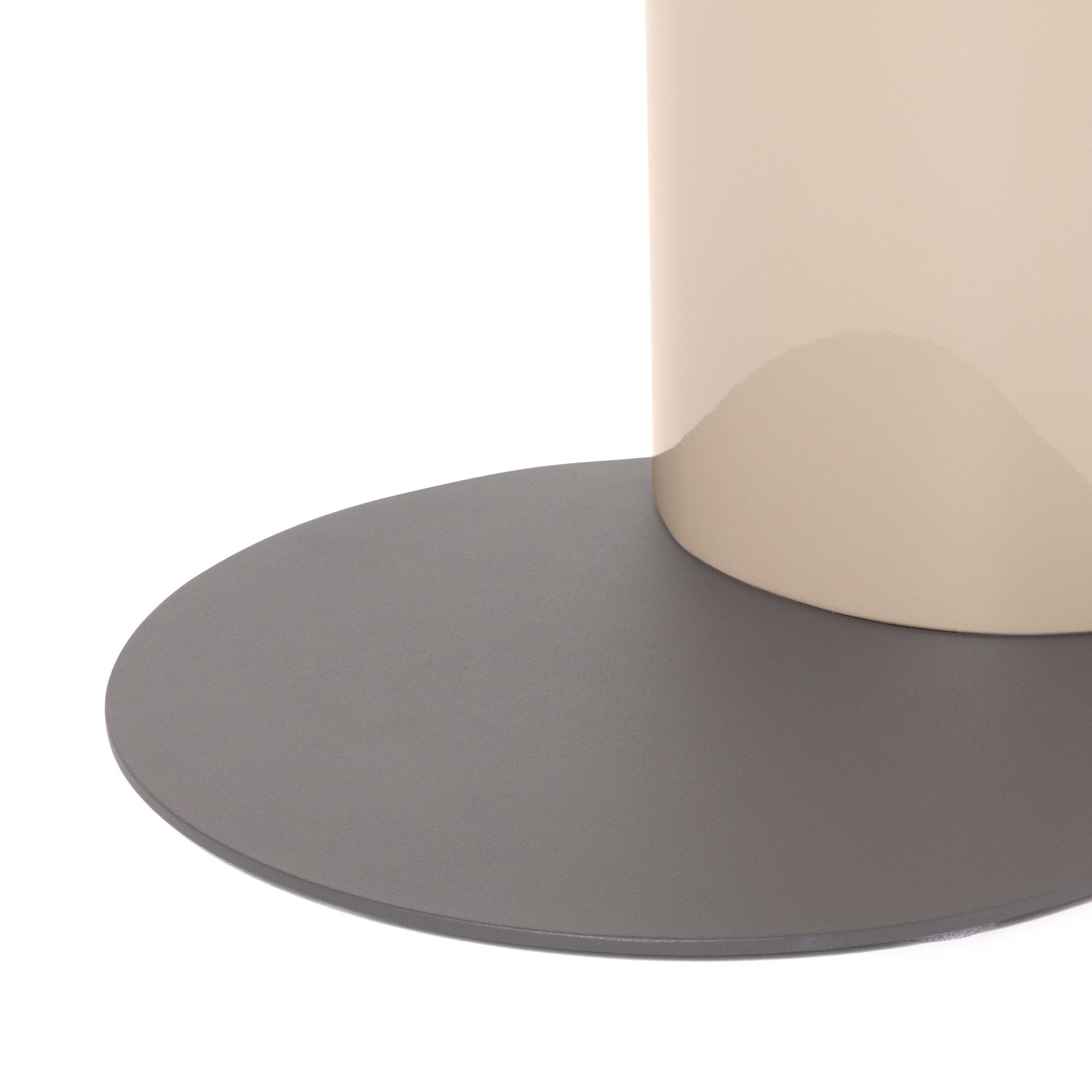 Table d'appoint carrée facettée beige