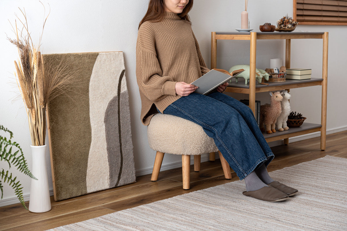 Tabouret moelleux beige clair