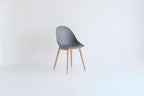 Chaise d'appoint en bois gris