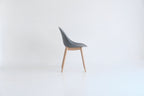 Chaise d'appoint en bois gris