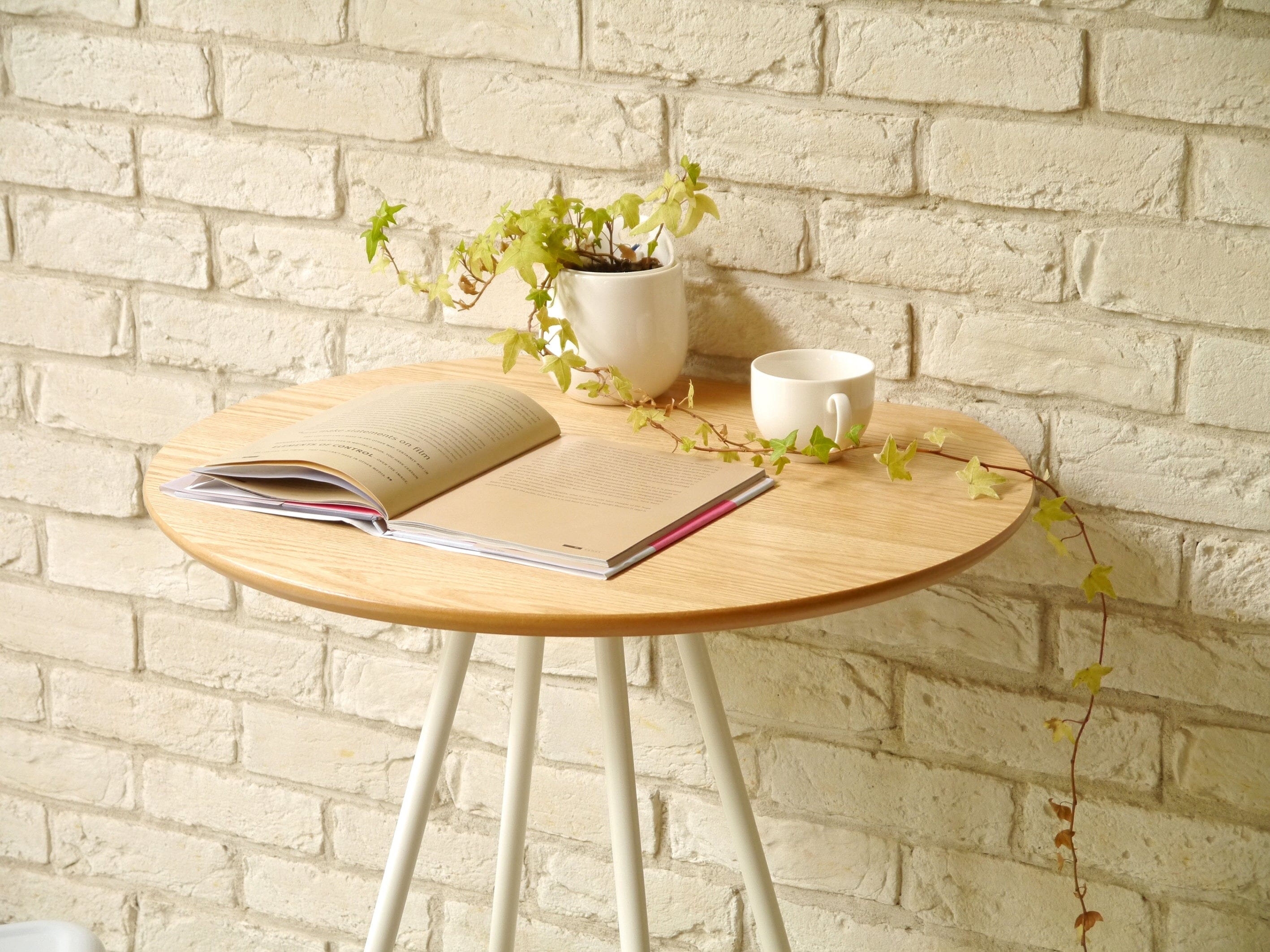 Table d'appoint multi-usage en bois naturel